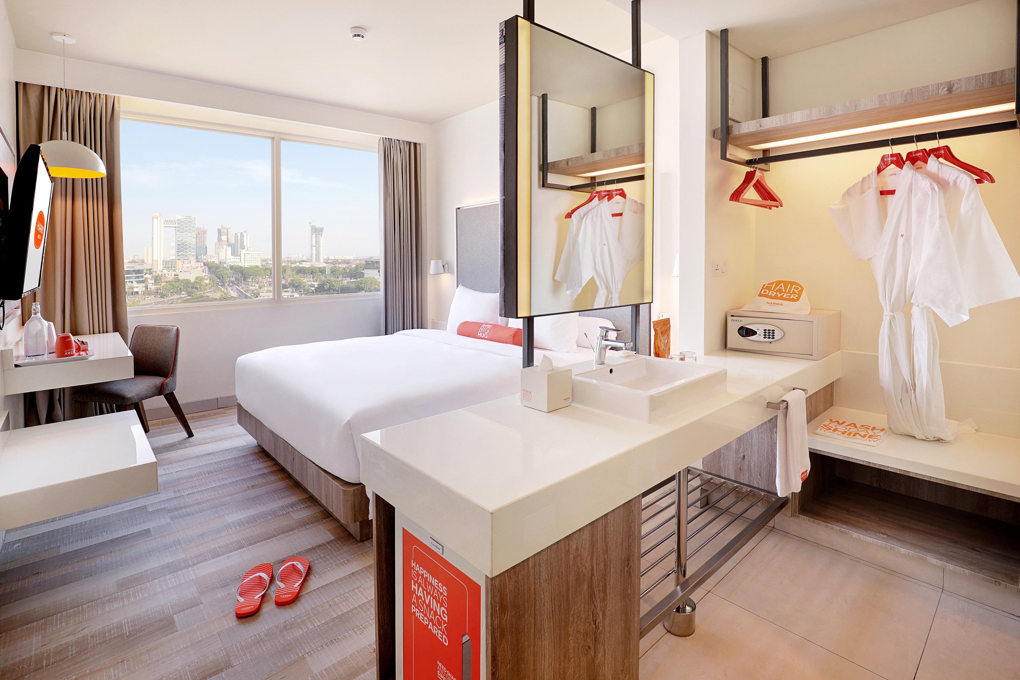 Harris Hotel & Conventions Bundaran Satelit Surabaya Buitenkant foto