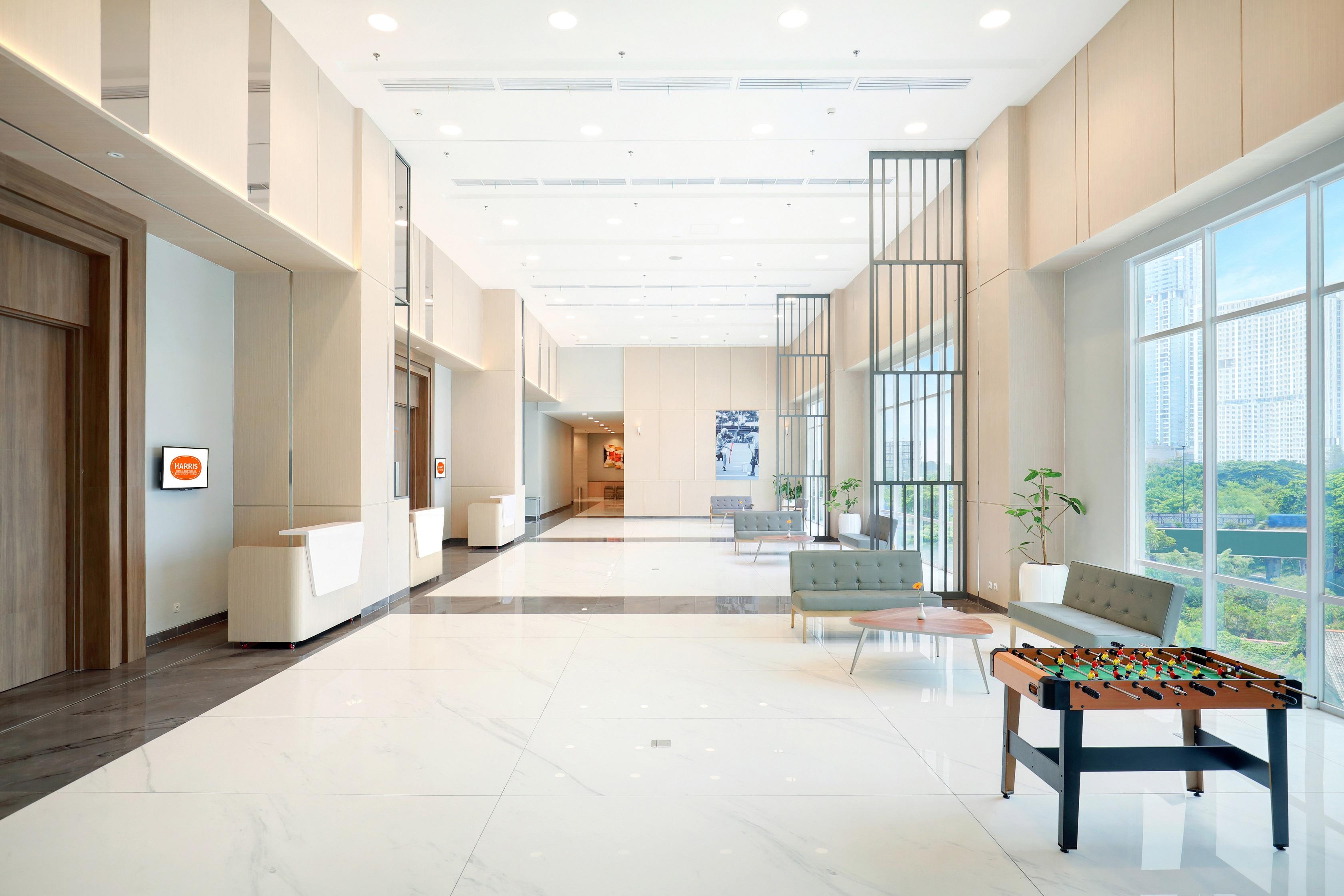 Harris Hotel & Conventions Bundaran Satelit Surabaya Buitenkant foto