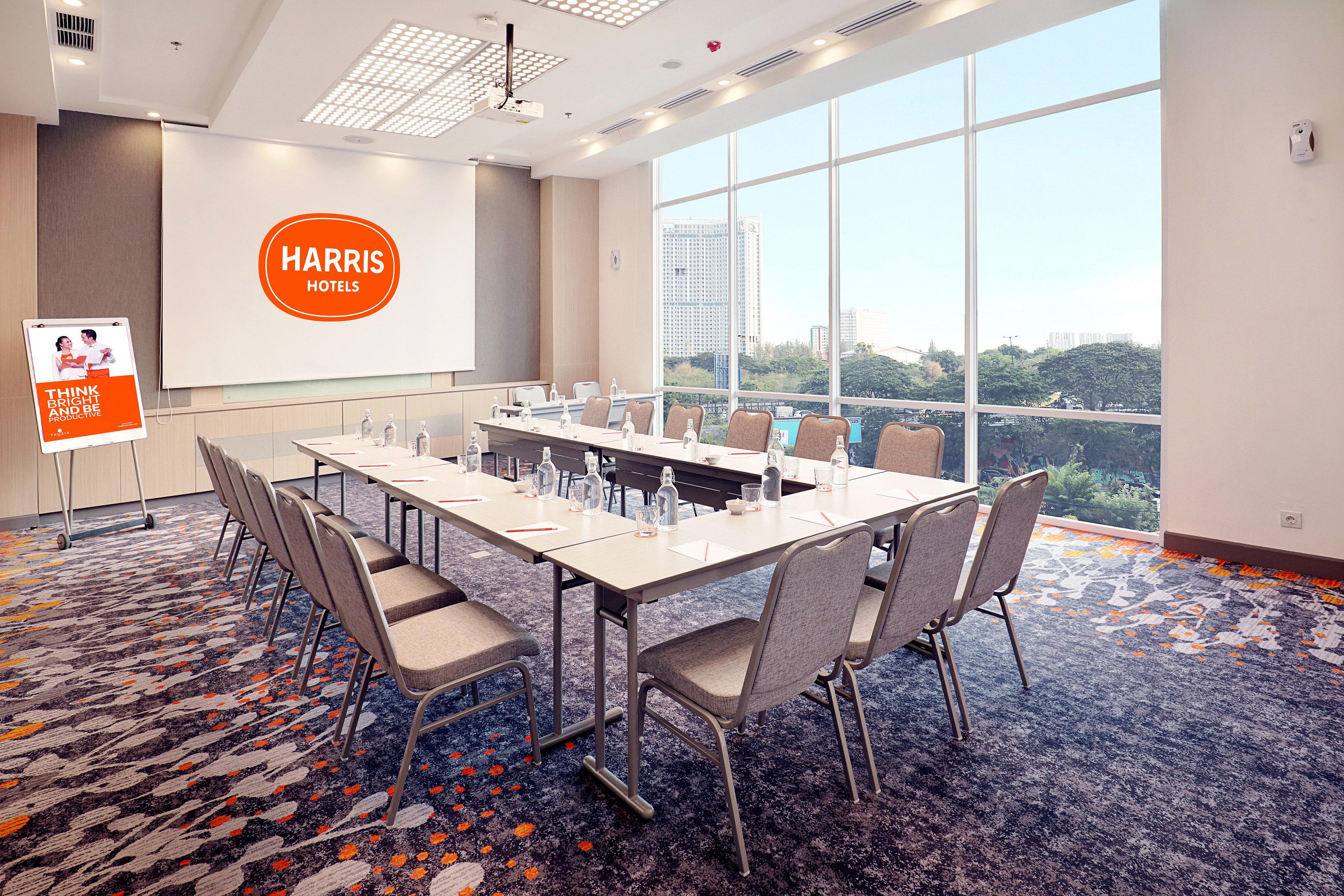 Harris Hotel & Conventions Bundaran Satelit Surabaya Buitenkant foto